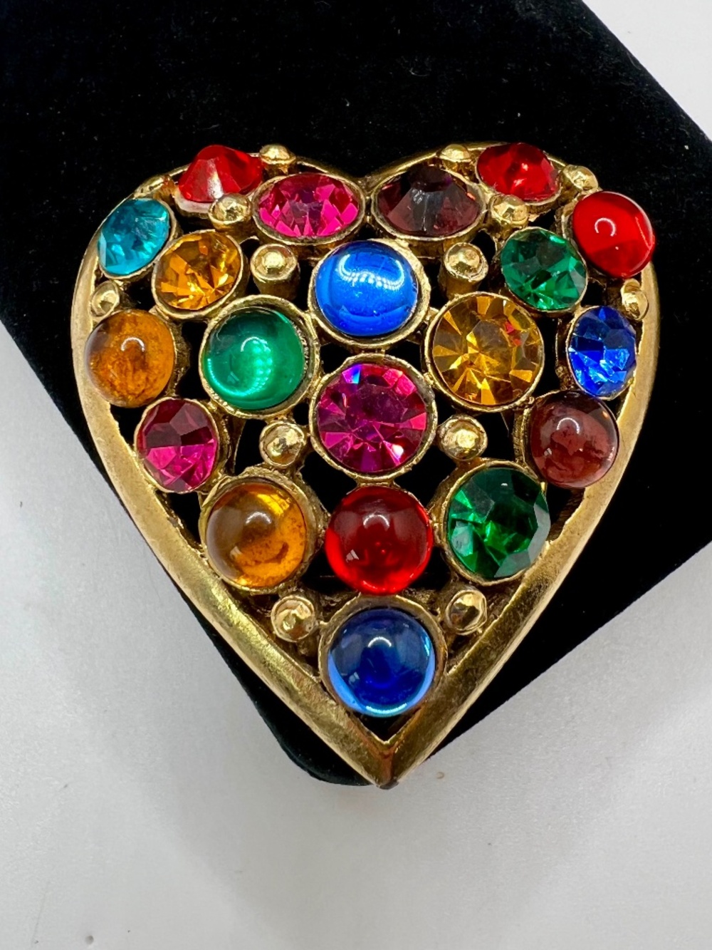 Mughal Glass Heart Scarf Clip